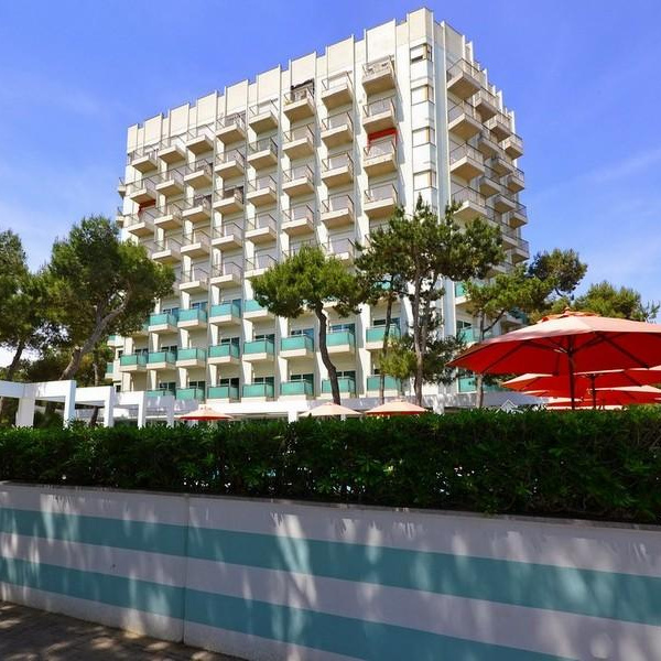 Condominio International
